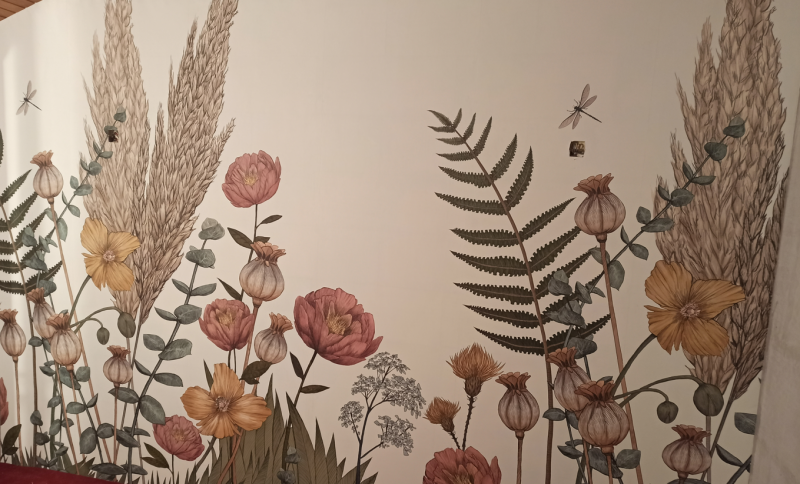 Pose de tapisserie décorative sur tête de lit en bois à gradignan