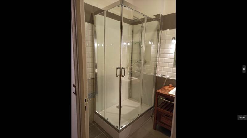 Pose de cabine de douche à Pessac, proche de bordeaux